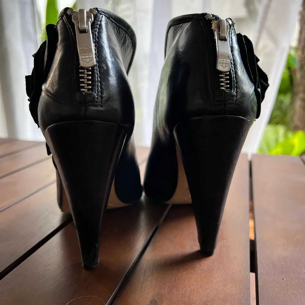 Vince Camuto leather bootie with peep toe